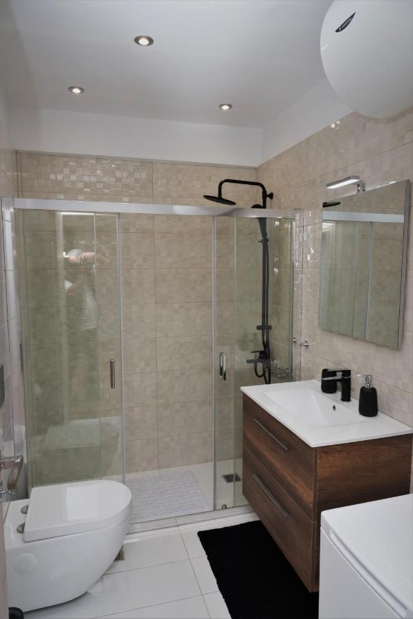 Koules Sea View City Apartment Heraklion  Exterior photo